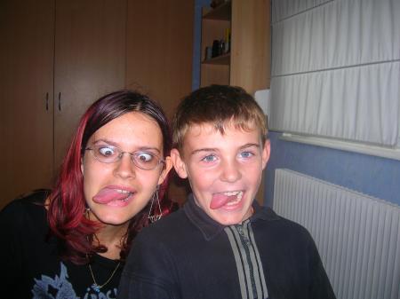 ENTRE COUSINS